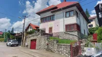 Vila cu 8 camere de vanzare in Busteni