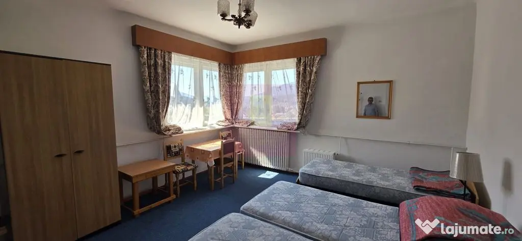 Vila cu 8 camere de vanzare in Busteni