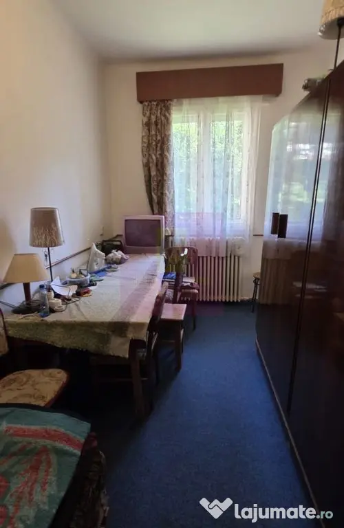 Vila cu 8 camere de vanzare in Busteni