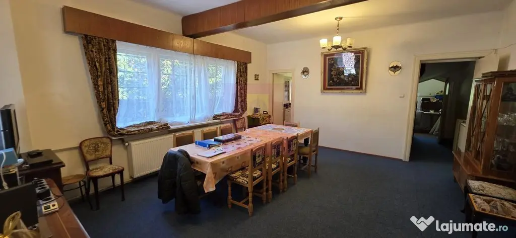 Vila cu 8 camere de vanzare in Busteni