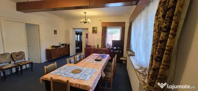 Vila cu 8 camere de vanzare in Busteni
