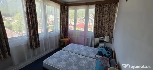 Vila cu 8 camere de vanzare in Busteni