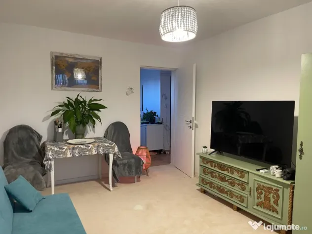 Închiriez apartament 2 camere
