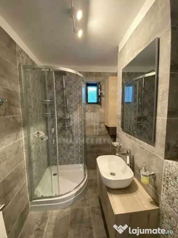 Apartament 2 camere renovat Astra Brasov