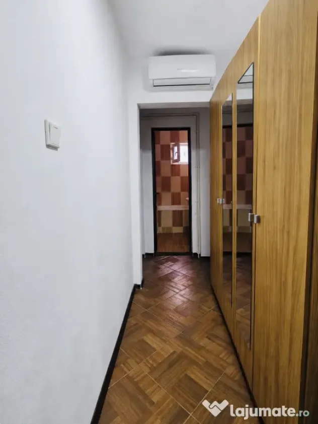 Vânzare apartament 3 camere, Oltenița