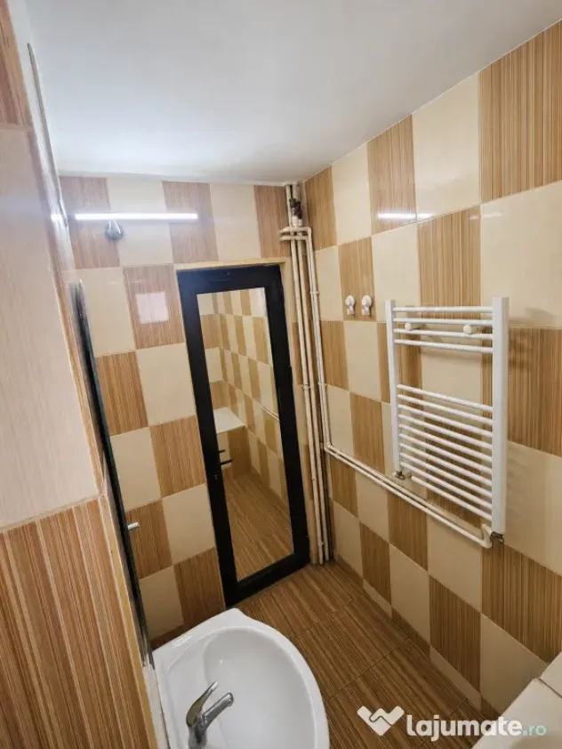 Vânzare apartament 3 camere, Oltenița