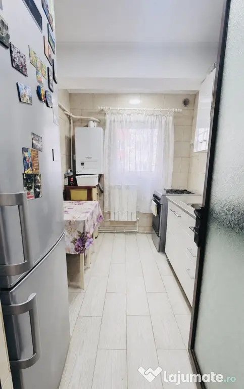 Vânzare apartament 3 camere, Oltenița