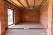 Casă nouă de vânzare în Seini | 120 mp utili | Teren ...