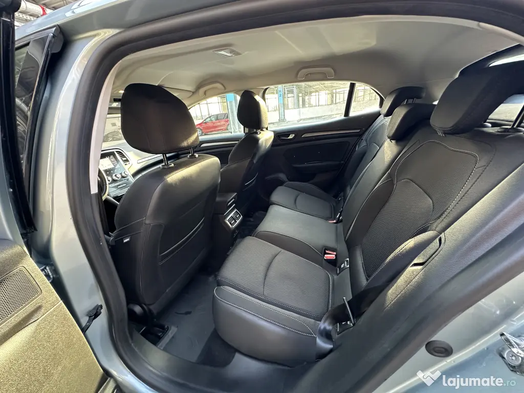 Renault Megane TCE 140 Techno