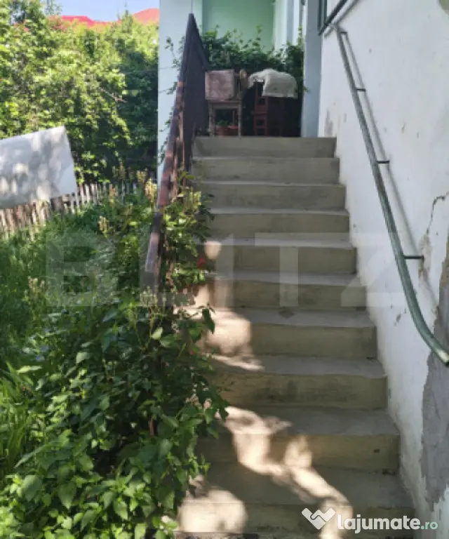 Apartament zona Centrala | Beci 27 mp | 200 mp curte