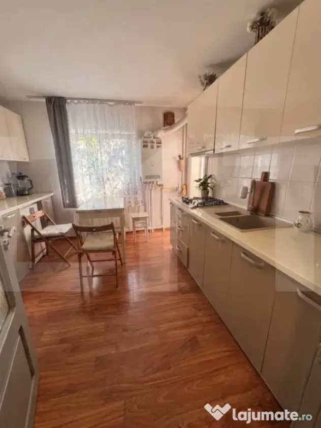 Apartament cu 2 camere decomandat - parcare concesionata - S