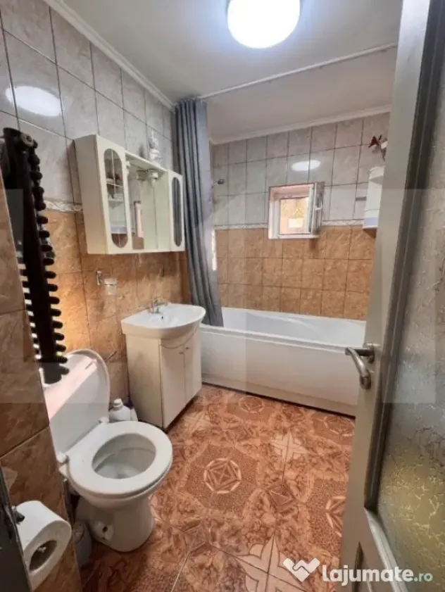 Apartament cu 2 camere decomandat - parcare concesionata - S