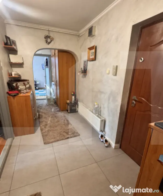 Apartament cu 2 camere decomandat - parcare concesionata - S