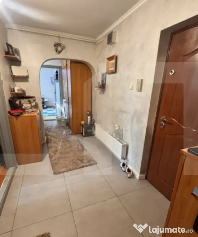Apartament cu 2 camere decomandat - parcare concesionata - S