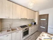 Proprietate Noua | Prima | Gradina proprie, regim tip vila,