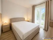 Proprietate Noua | Prima | Gradina proprie, regim tip vila,