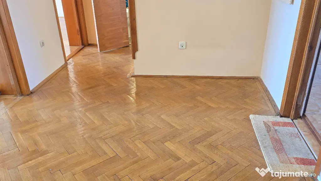 Vand apartament 3 camere decomandat GARAJ, boxa, Deva, M. Dalas, et 2
