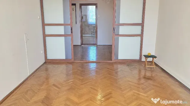 Vand apartament 3 camere decomandat GARAJ, boxa, Deva, M. Dalas, et 2