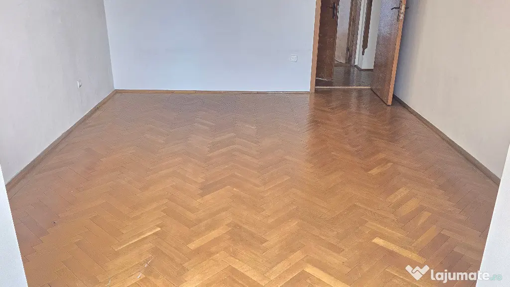 Vand apartament 3 camere decomandat GARAJ, boxa, Deva, M. Dalas, et 2