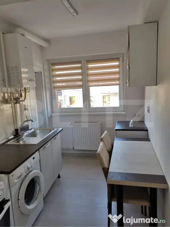 Inchiriez apartament - 2 camere - zona UMF