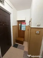 Garsoniera,zona Dallas,etaj 1 