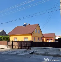 Casa individuala, 700mp teren, zona centrala Arbore, Radauti