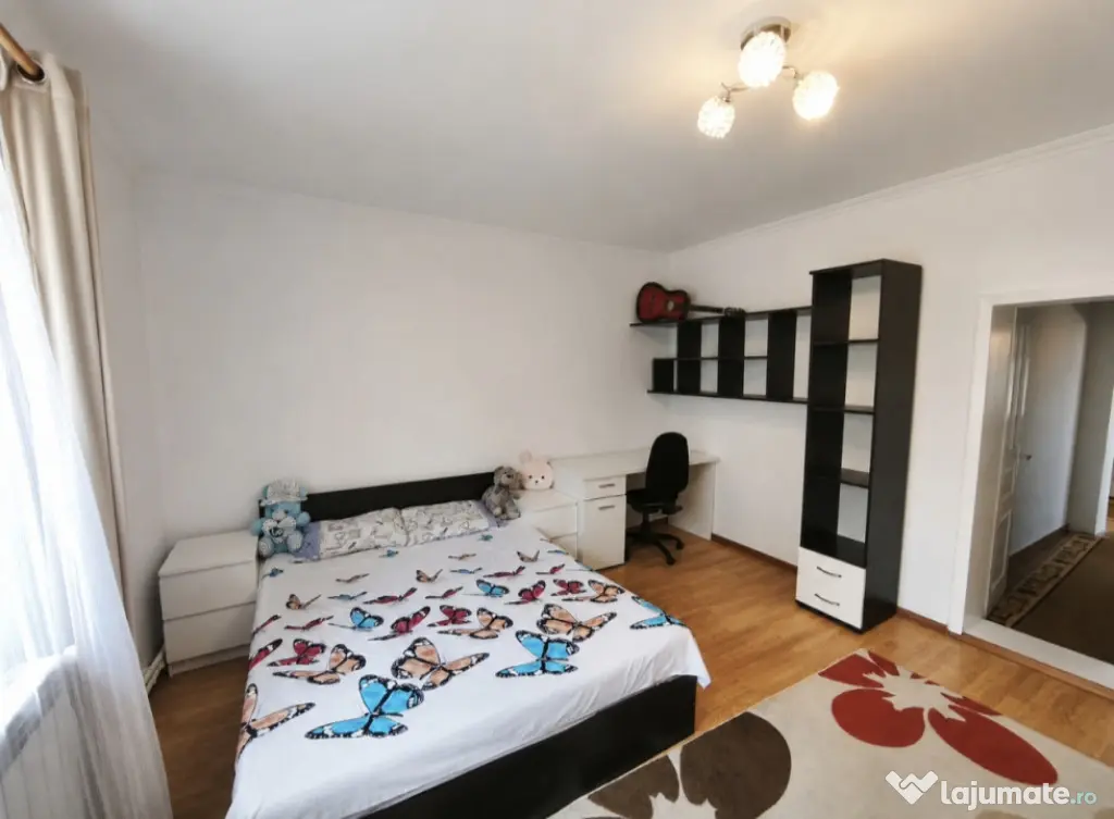 Casa individuala, 700mp teren, zona centrala Arbore, Radauti