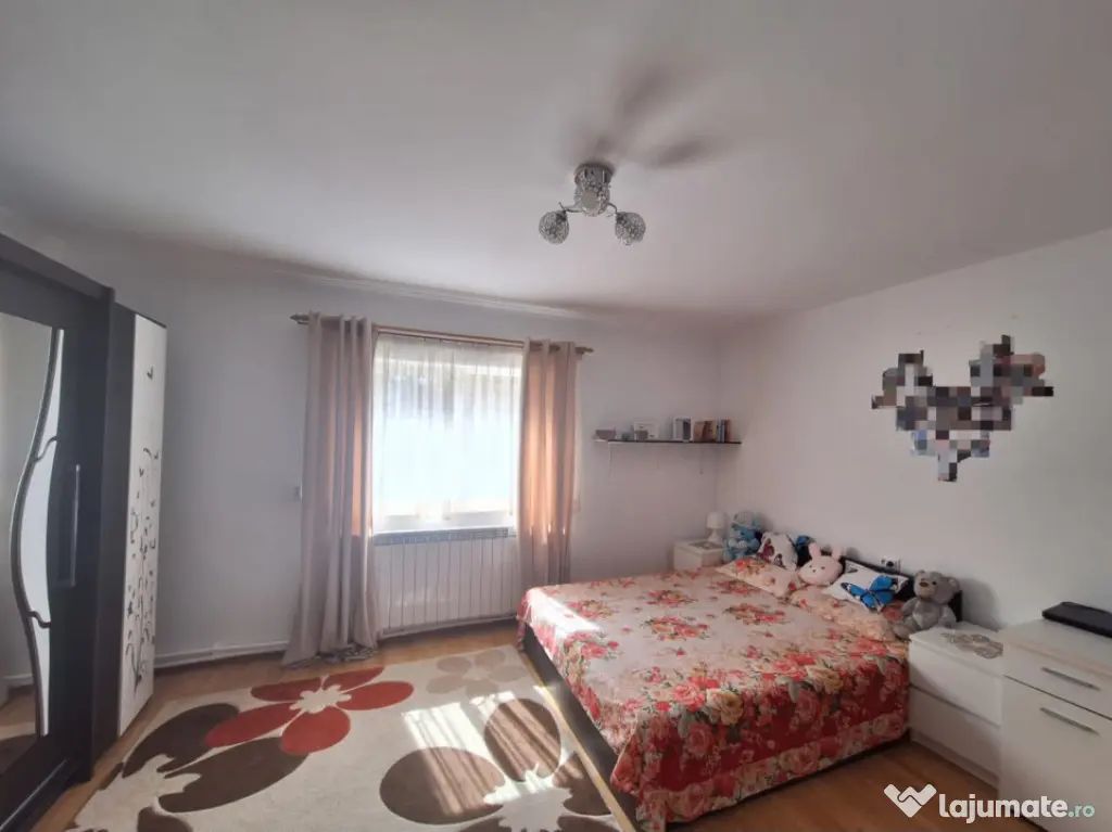 Casa individuala, 700mp teren, zona centrala Arbore, Radauti
