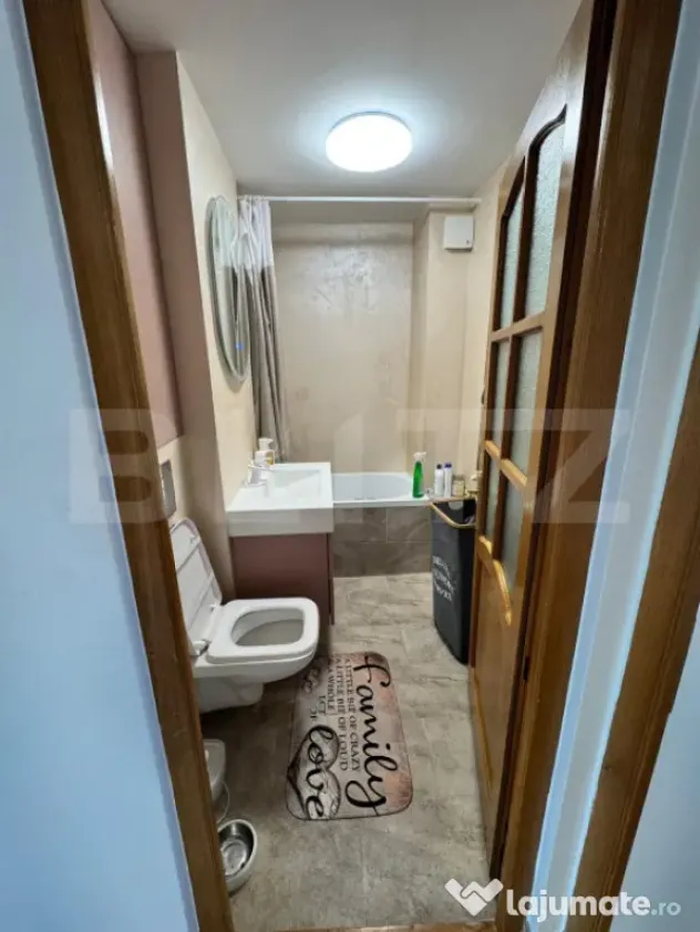 Apartament cu 4 camere la etaj intermediar, 78mp, in zona Co