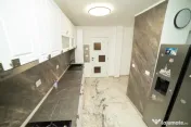 Apartament 3 camere 115 mp Zona Garii