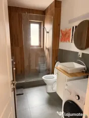 Apartament de vanzare , semidecomandat 50,mp ,2 camere Flore 