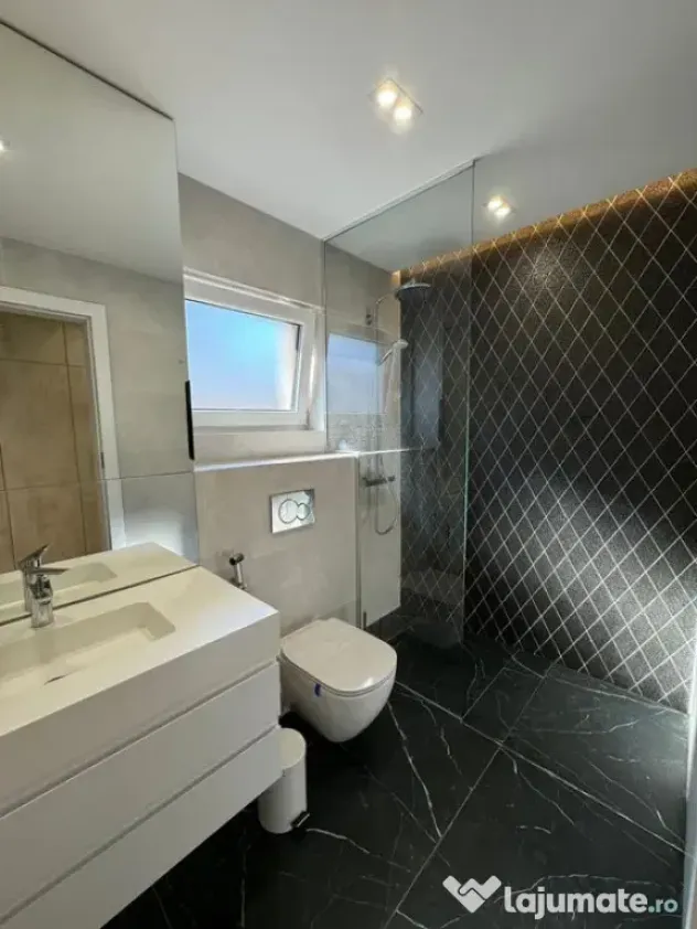 Apartament 2 CAM 48mp, GRADINA 38 mp Sub cetate
