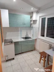 De vânzare garsonieră/ zona Racadau 