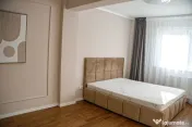 Apartament 2 camere 52 mp cu garaj, zona Vivo, Floresti