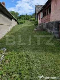 Proprietate de vanzare, 41.16 mp, teren 2.111 mp, zona Sandu