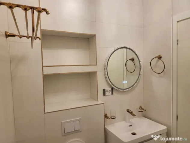 Mamaia apartament 4 camere vedere lac