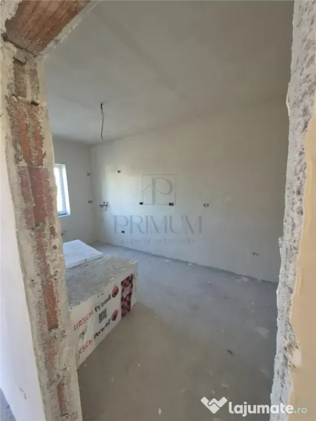 Duplex nou - 3 dormitoare - bucatarie inchisa - zona buna