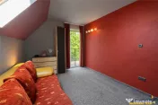 Casa solida,farmec autentic,echipata,garaj incalzit,pod,curt