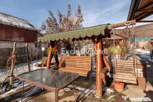 Casă Ștefănești – 1 km de Primărie | Curte mare, z...