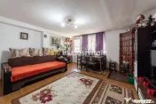 Casă Ștefănești – 1 km de Primărie | Curte mare, z...