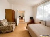 Casa 3 camere, cota teren 446 mp, garaj, terasa, pivnita, Un