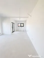 MOSNITA NOUA- DUPLEX PE PARTER - COMPARTIMENTARE EXCELENTA 