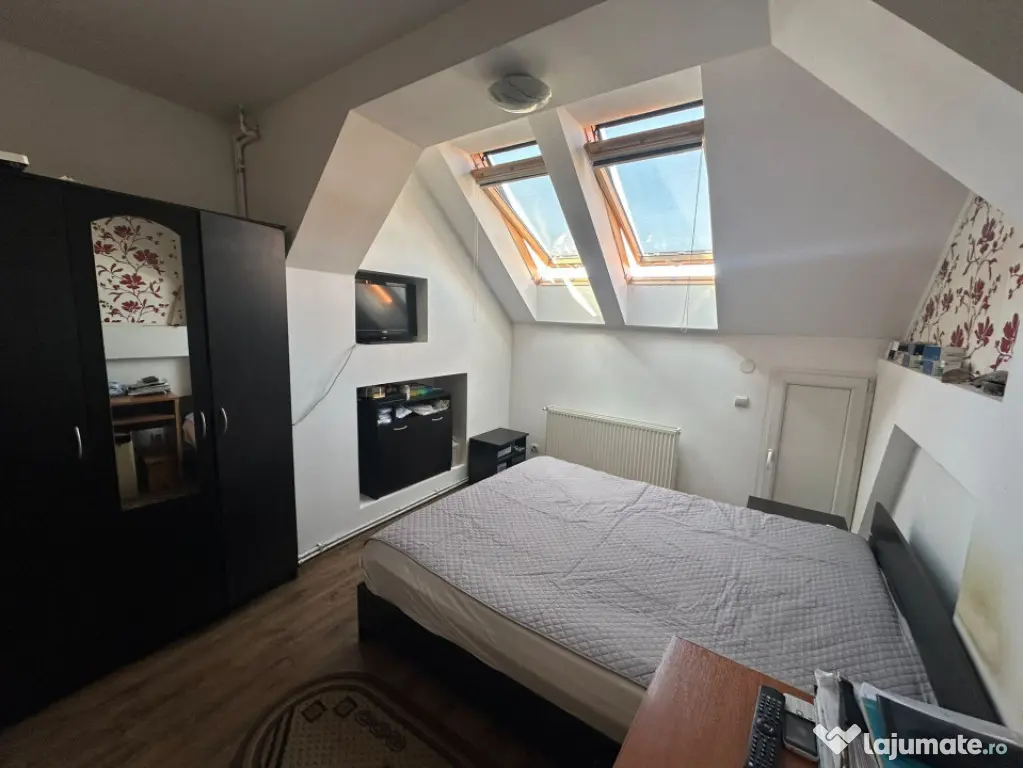Apartament 3 camere pe 2 niveluri, ultracentral – zona Ram
