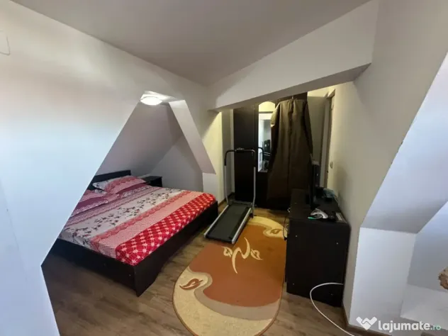 Apartament 3 camere pe 2 niveluri, ultracentral – zona Ram