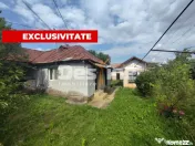 Casa, anexe si teren Floresti Prahova 1075mp.! 