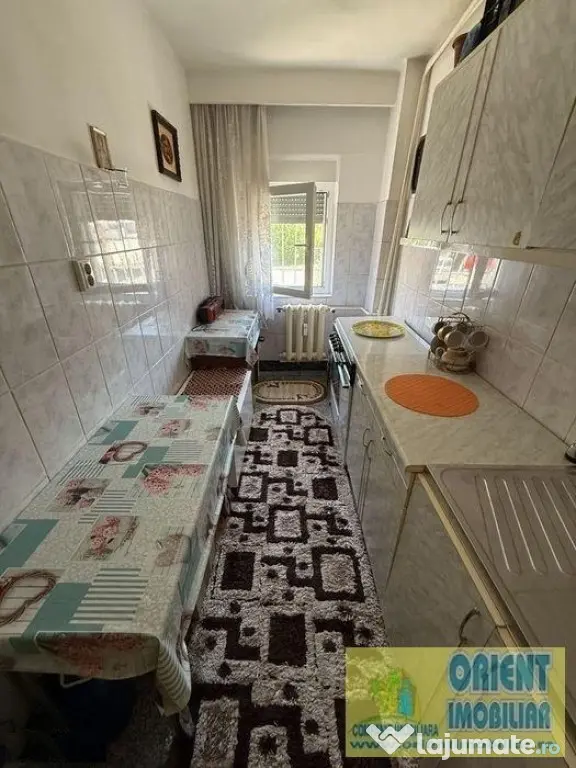 Inel 2, Scoala 8, de vanzare garsoniera, decomandata, parter