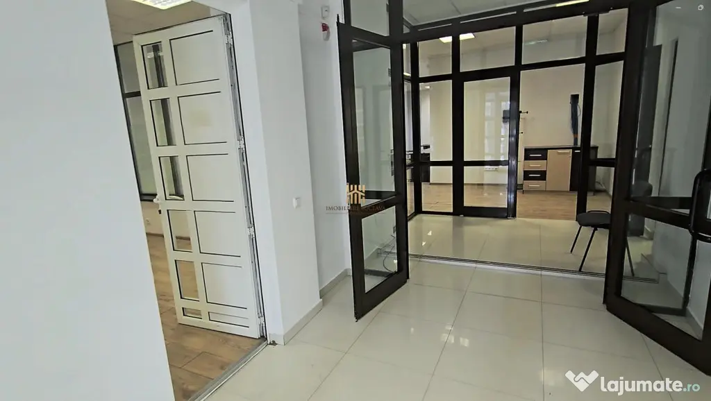 Spa#539;iu de Birouri / Comercial 180 MP | Zona Metro Suceav