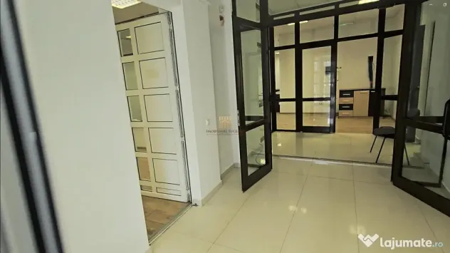 Spa#539;iu de Birouri / Comercial 180 MP | Zona Metro Suceav