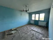 3 camere Calarasilor Viziru. Et.2/10, fara imbunatatiri. Com 