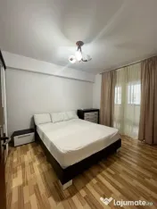 Apartament 3 camere, 80 mp utili, parter, Radauti 